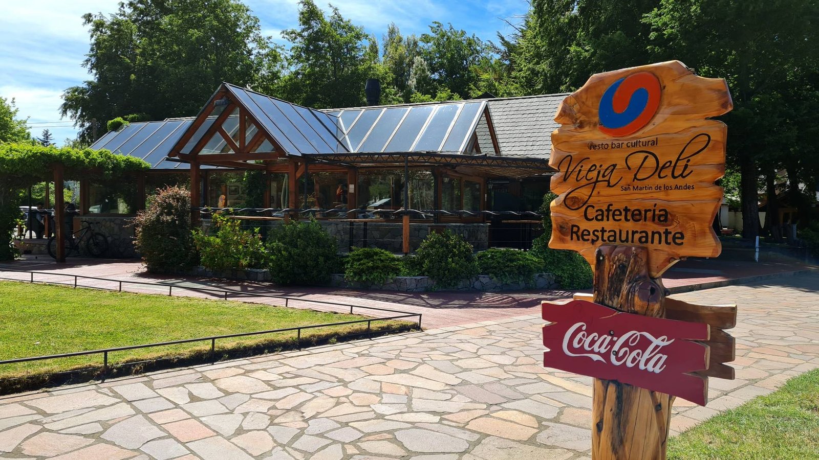 Vieja Deli: sabores caseros con vista al Lago Lácar